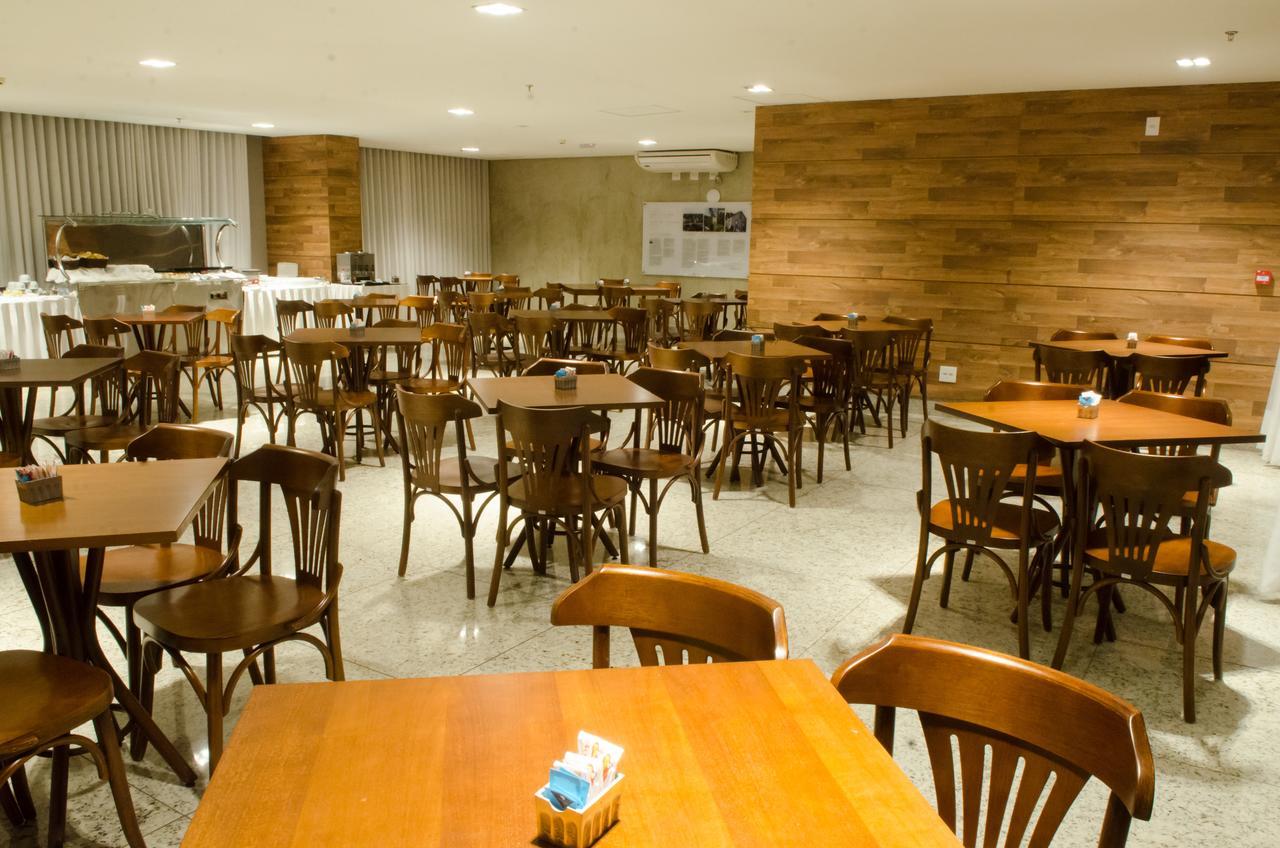 维勒塞莱斯蒂纳活动公寓式酒店 贝洛哈里桑塔 外观 照片